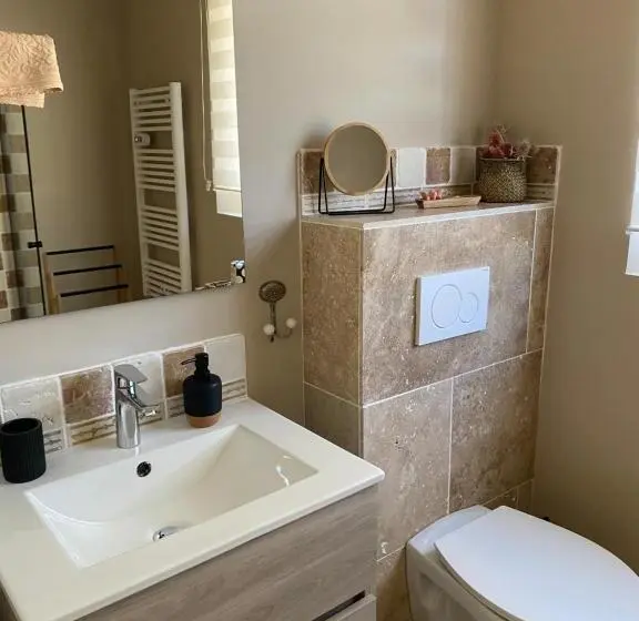 Standard-huone Puutarhanäkymä, L Eveil En Provence