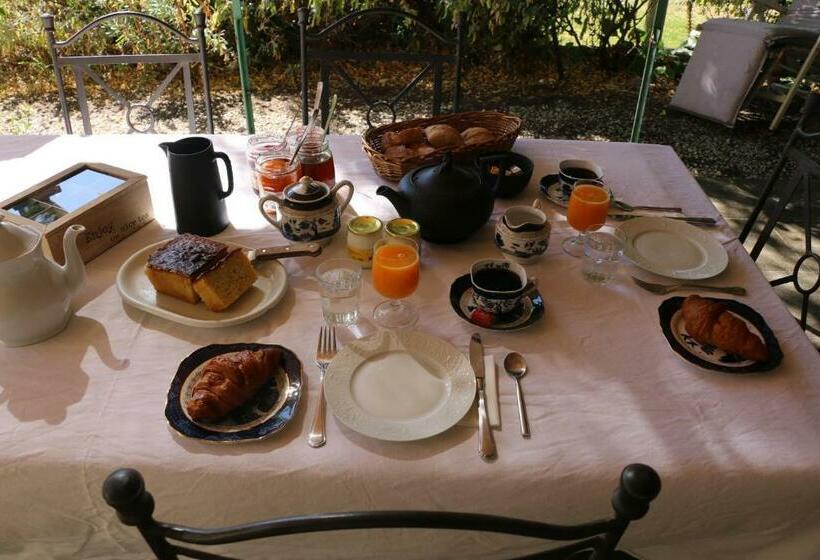 غرفة قياسية مطلّة علي الحديقة, Les Chambres De Fanny