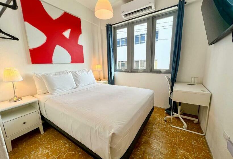 اتاق استاندارد, Urbana