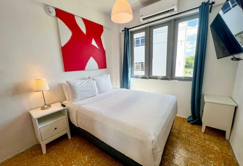 اتاق استاندارد, Urbana