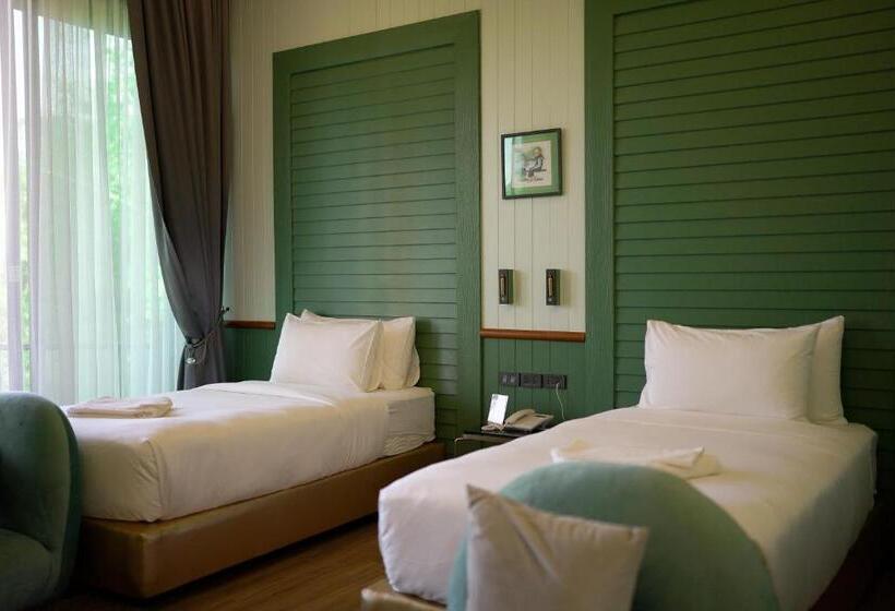 חדר סטנדרט עם מרפסת, Veevaree Riverkwai Resort