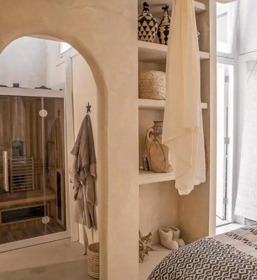 Номер Deluxe, Haert Boutique Wellness Suites City Centre