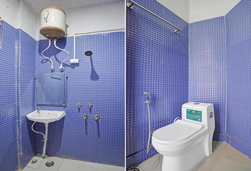 חדר קלאסי לשלושה, Oyo Flagship 80674  Kridha Expo Stay