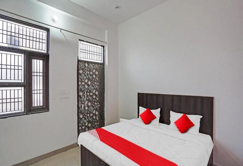 חדר קלאסי לשלושה, Oyo Flagship 80674  Kridha Expo Stay