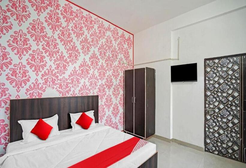 חדר קלאסי לשלושה, Oyo Flagship 80674  Kridha Expo Stay