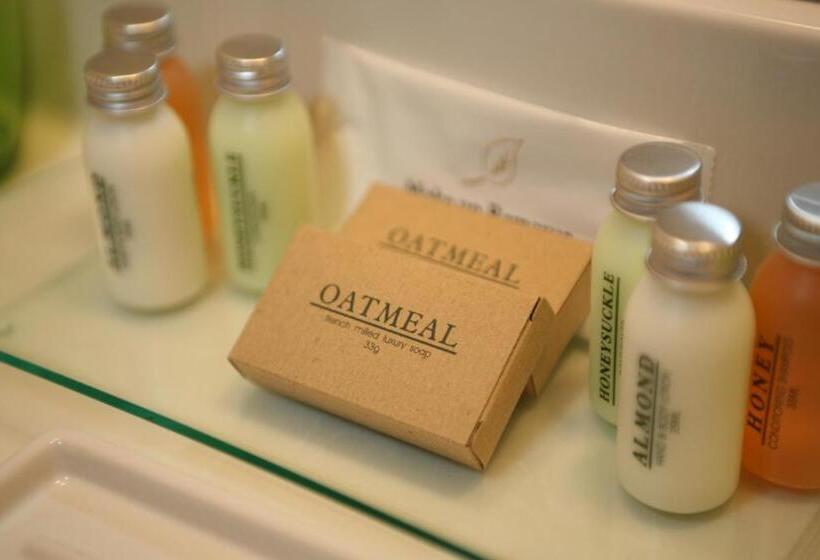 스탠다드 스튜디오, Clear Lake Cottages & Marina