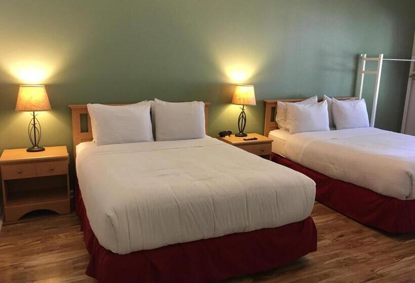 스탠다드 스튜디오, Clear Lake Cottages & Marina