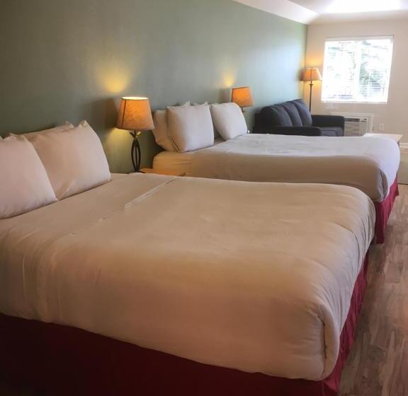 디럭스 스튜디오, Clear Lake Cottages & Marina