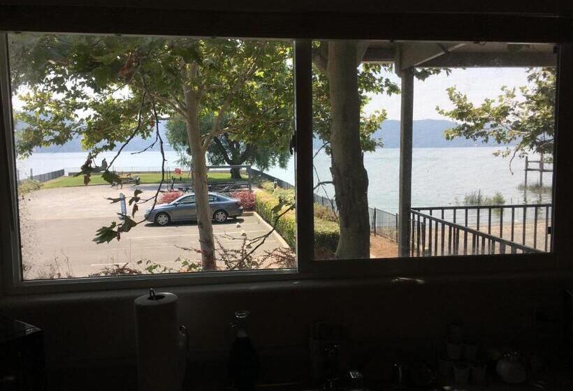 Люкс Повышенной Комфортности, Clear Lake Cottages & Marina