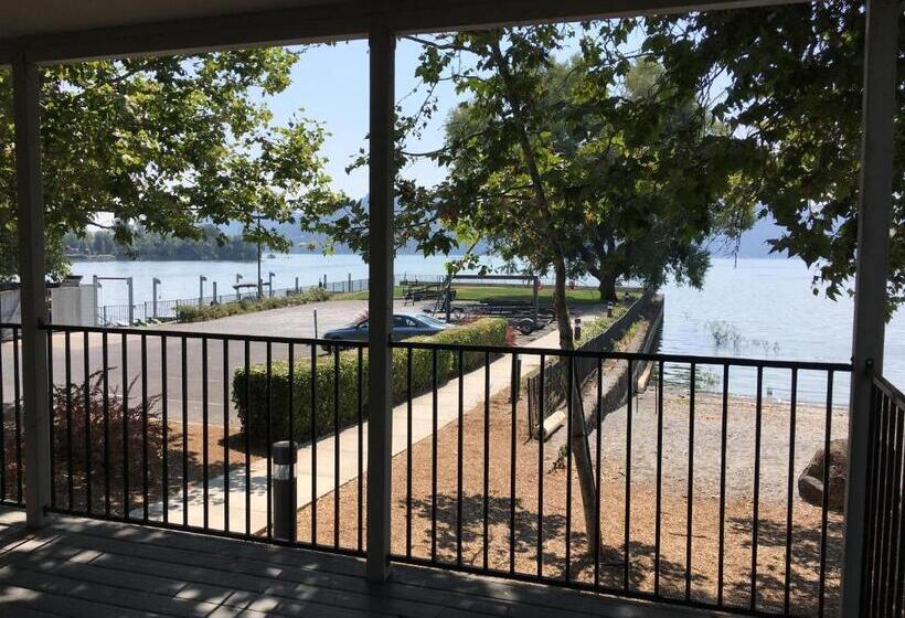 디럭스 스위트, Clear Lake Cottages & Marina