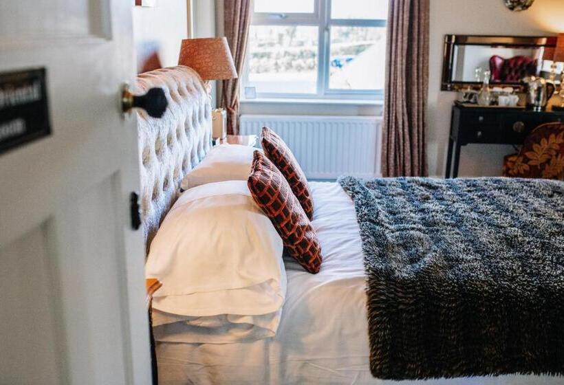 Четырехместный Номер Стандарт, Lisnacurran