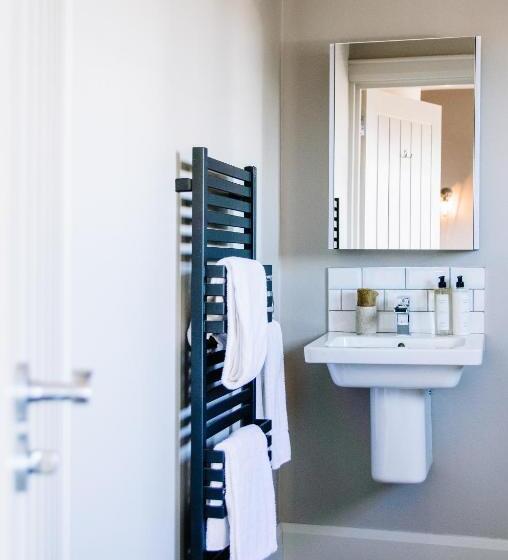 家庭间, Lisnacurran