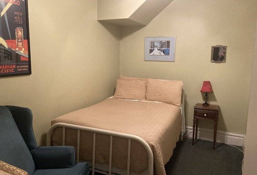 스탠다드 룸, Old Chicago Inn