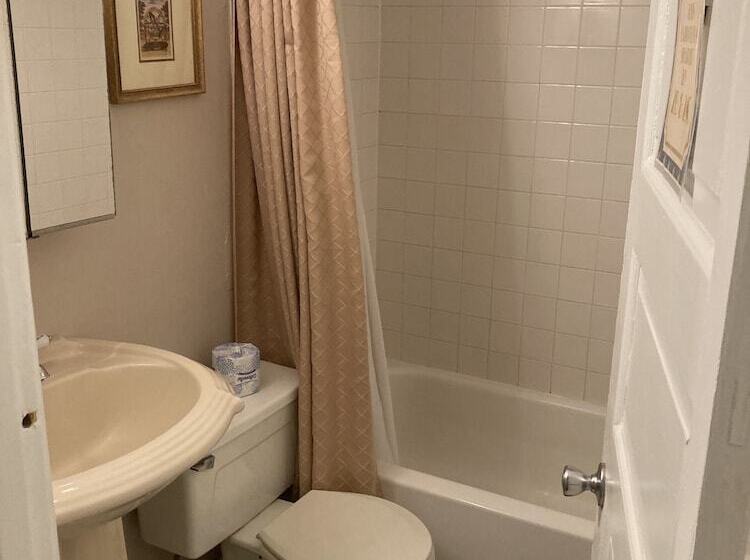 스탠다드 룸, Old Chicago Inn