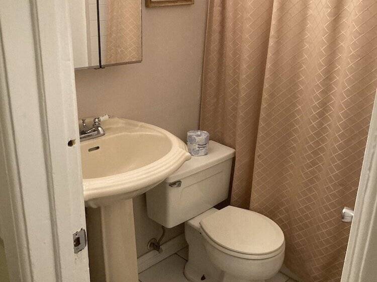 스탠다드 룸, Old Chicago Inn