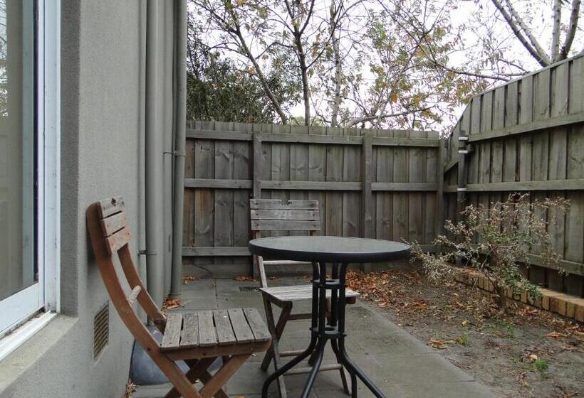 标准内部工作室, Brighton Serviced Apartments