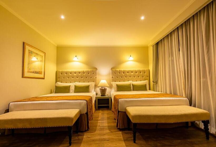 デラックスジュニアスイート, Anantasila Beach Resort Hua Hin