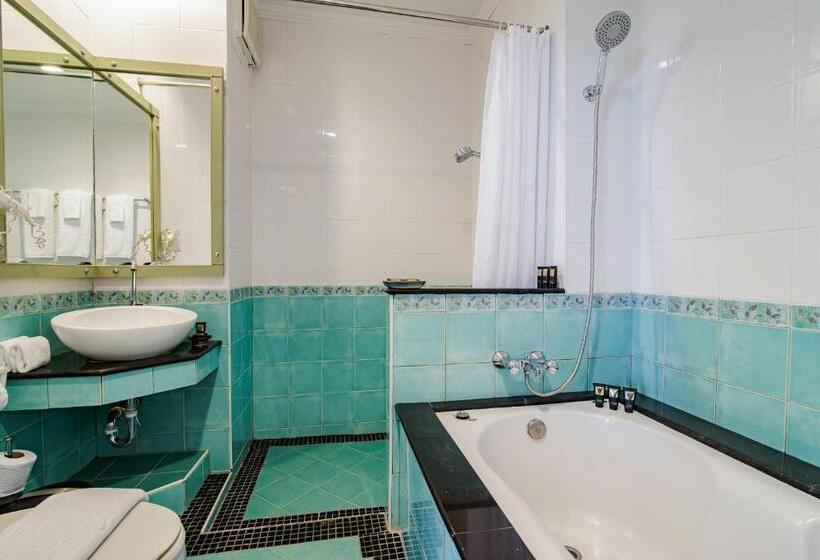 סוויטת דלוקס 2 חדרים, Anantasila Beach Resort Hua Hin