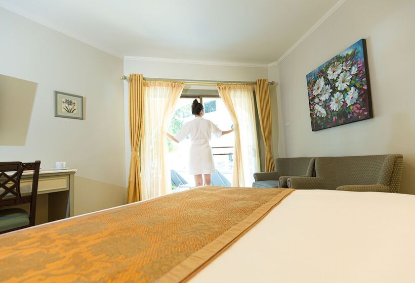 プールビュースタンダードルーム, Anantasila Beach Resort Hua Hin