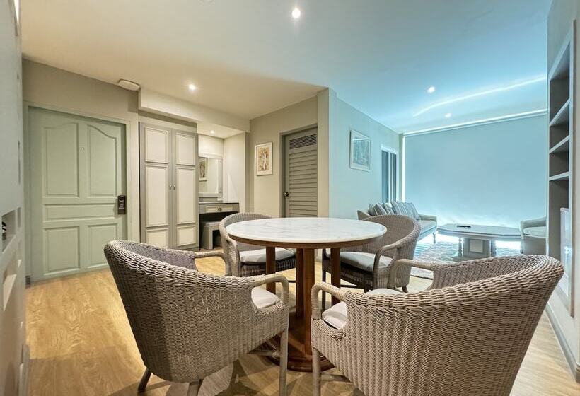 חדר דלוקס, Anantasila Beach Resort Hua Hin