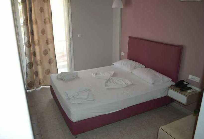 バルコニー付きスタンダードルーム, Catherine