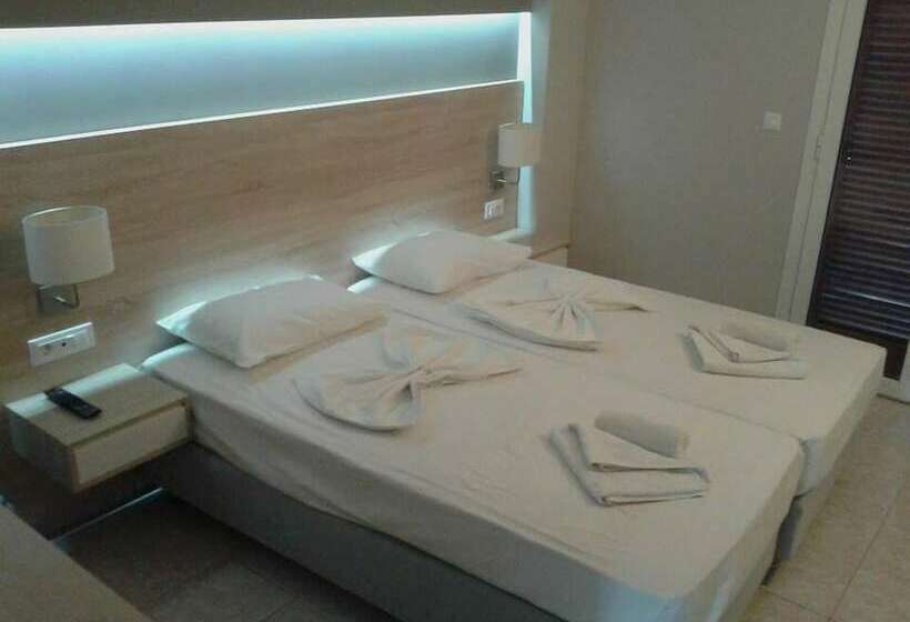 バルコニー付きスタンダードルーム, Catherine