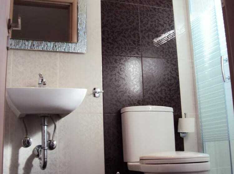 バルコニー付きスタンダードルーム, Catherine