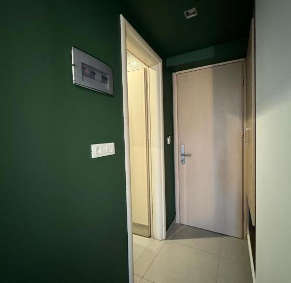 バルコニー付きスタンダードルーム, Catherine