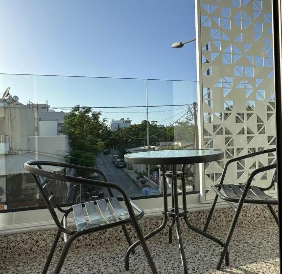 バルコニー付きスタンダードルーム, Catherine