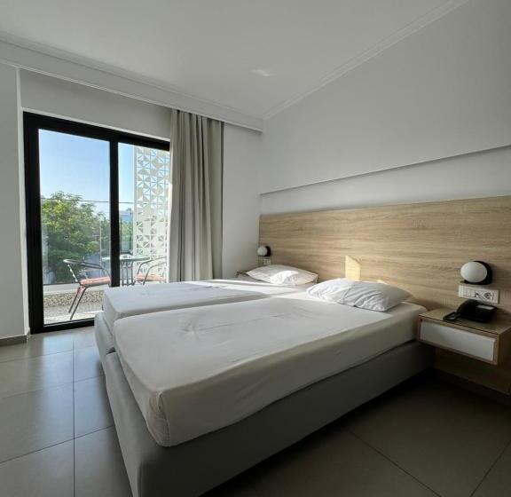 バルコニー付きスタンダードルーム, Catherine