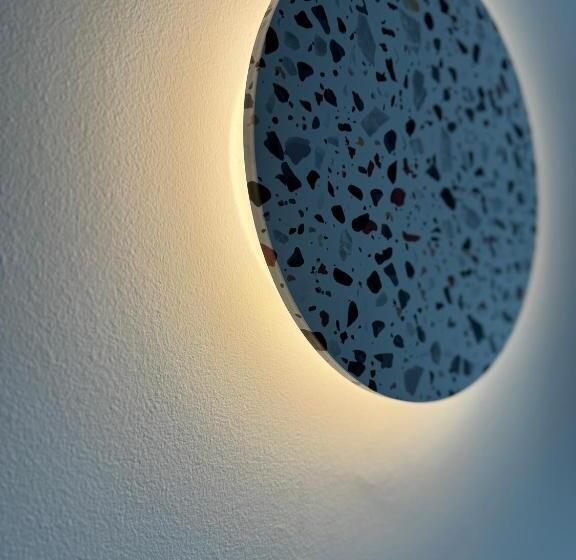 スタンダードルーム, Catherine