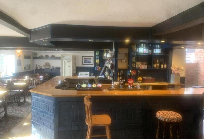 Номер Economy, The Bell Inn