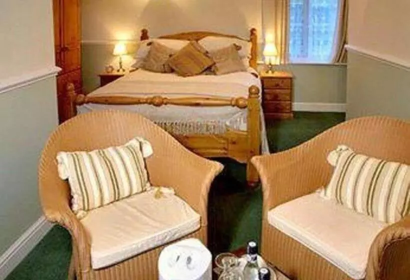 Camera Economy, The Bell Inn