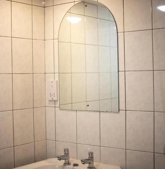 エクゼクティブトリプル, New Inn