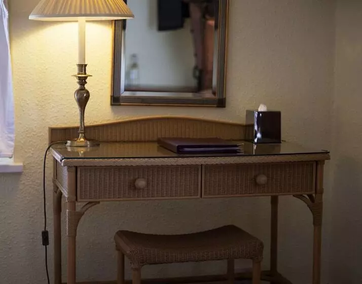 Tripla Executive, New Inn