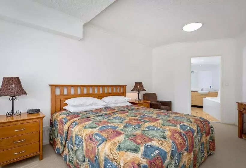 آپارتمان 3 خوابه با چشم‌انداز دریا, Kirra Beach Apartments