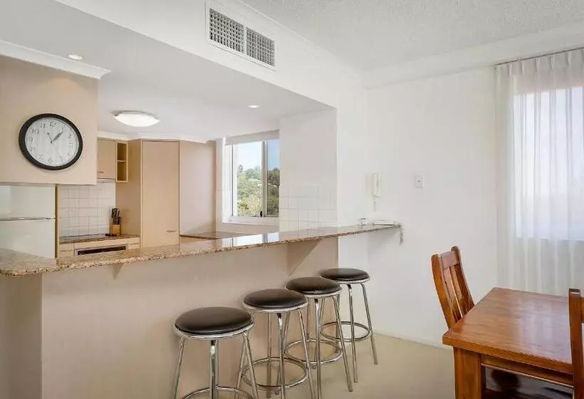 آپارتمان 3 خوابه با چشم‌انداز دریا, Kirra Beach Apartments