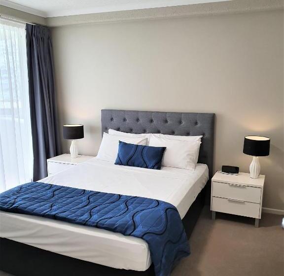 דירת חדר נוף לים, Kirra Beach Apartments