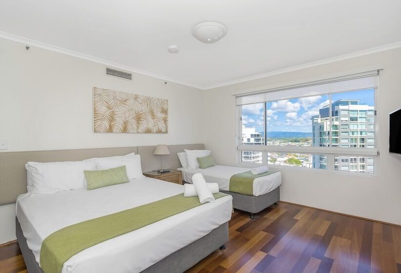 شقة غرفتين مطلة على البحر, Oscar On Main Beach Resort