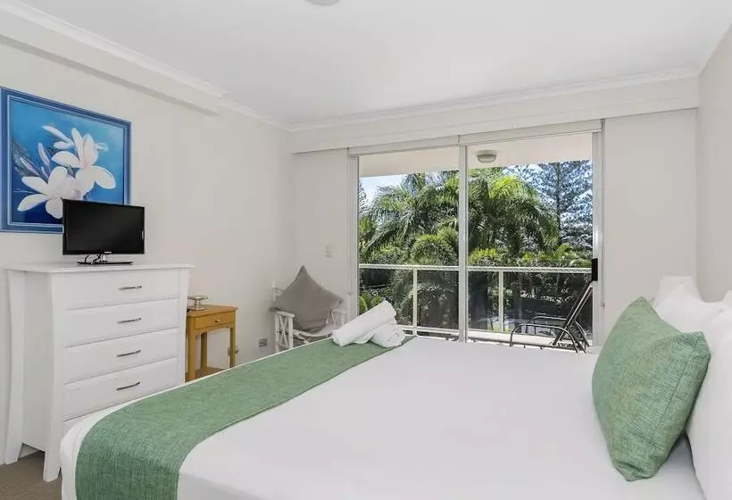 آپارتمان 1 خوابه با چشم‌انداز باغ, Oscar On Main Beach Resort