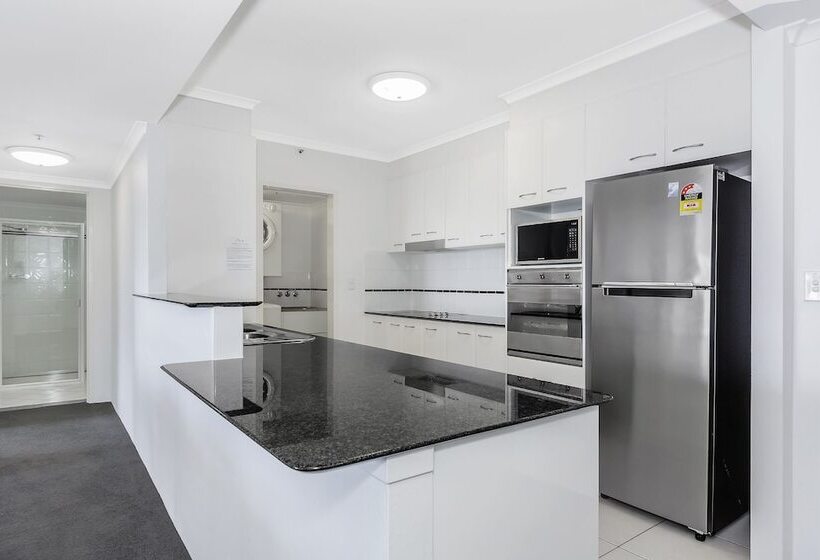 شقة غرفة واحدة مطلة على البحر, Oscar On Main Beach Resort