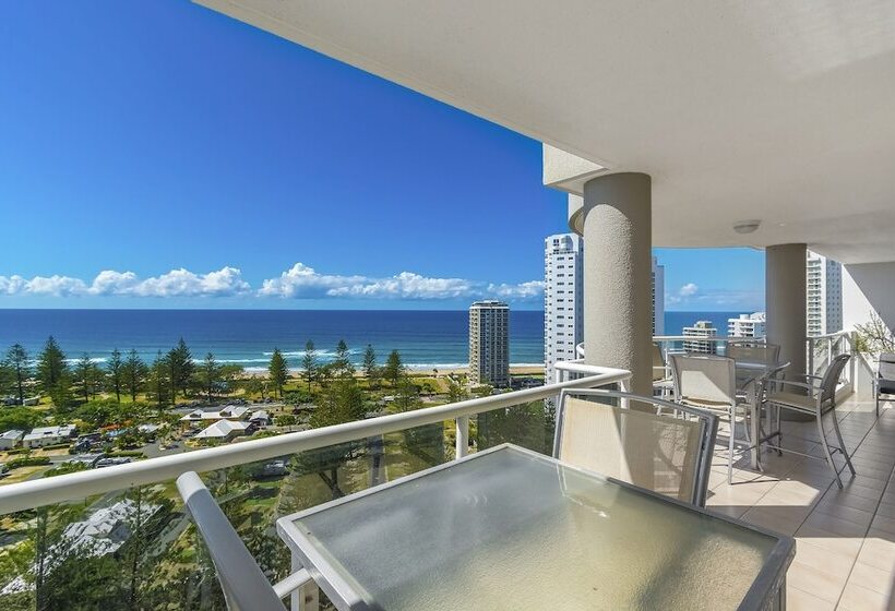 شقة غرفتين مطلة على البحر, Oscar On Main Beach Resort