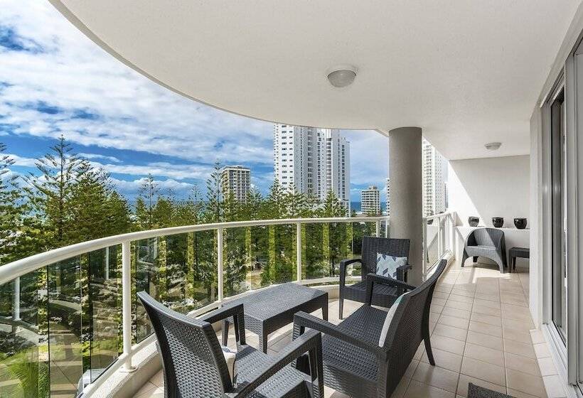 شقة غرفتين نوم مطلة على الحديقة, Oscar On Main Beach Resort