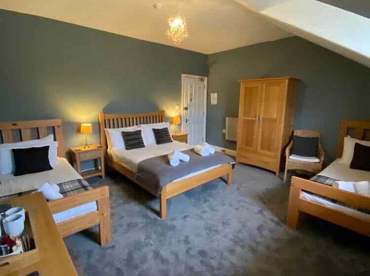 ファミリールーム, Ambleside Central