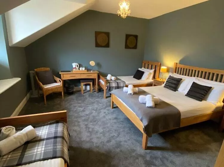 Family Room, Ambleside Central