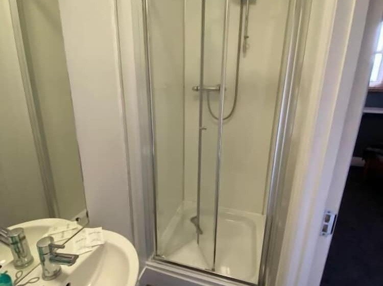 スタンダードルーム, Ambleside Central