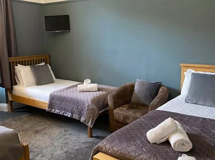 Family Room, Ambleside Central