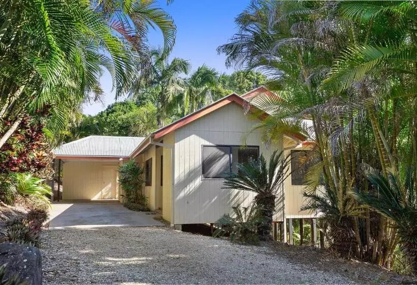 Villa 2 Makuuhuonetta, Byron Hinterland Villas