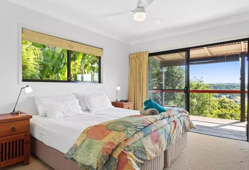 Villa 2 Makuuhuonetta, Byron Hinterland Villas