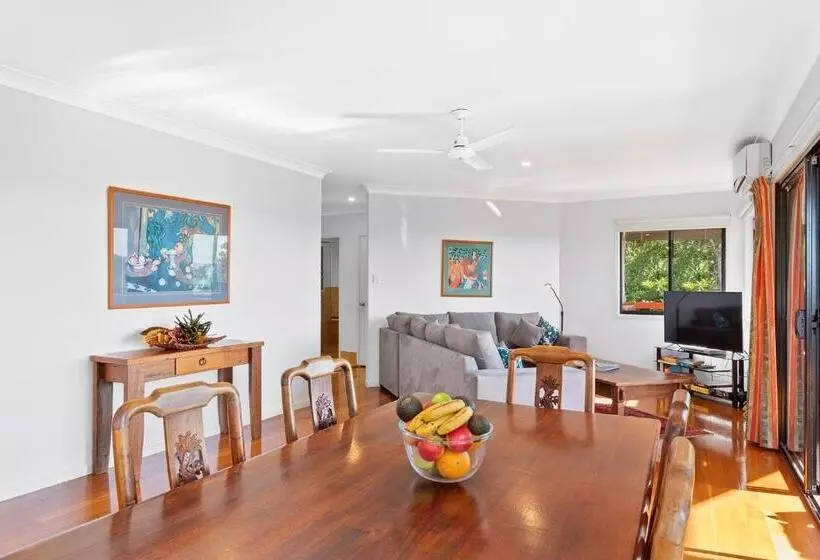 Villa 3 Makuuhuonetta, Byron Hinterland Villas